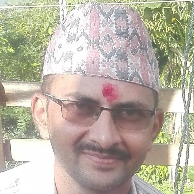 डा. सम्मोद आचार्य