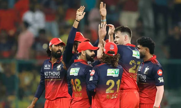 आइपिएलमा लखनउमाथि रोयल च्यालेन्जर्स बैंगलुरु ५ विकेटले विजयी