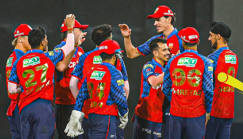 आइपिएलमा मुम्बईको लगातार चौथो हार, अपराजित पञ्जाव